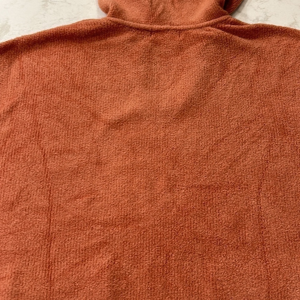Barefoot Dreams CozyChic Lite Patch Pocket Hooded Pullover Amber Glow 1X - Picture 6 of 10